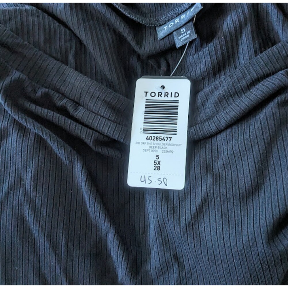 NWT Torrid 5X Deep Black Everyday Ribbed Knit Off The Shoulder Neckline Bodysuit - Picture 8 of 8